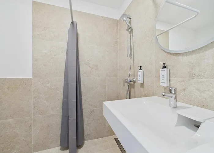 Single Old Town For Solo Travelers Apartment *